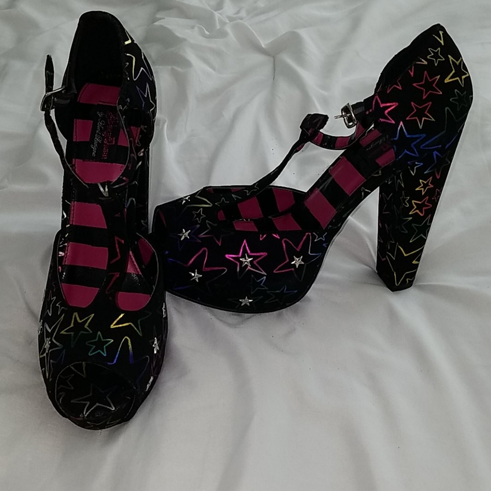 Abbey Dawn Foil Star Platform Heels